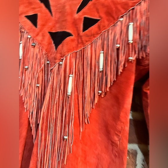 Vintage Custom Made burnt orange & black suede top with fringe beads and boning - Picture 5 of 16
